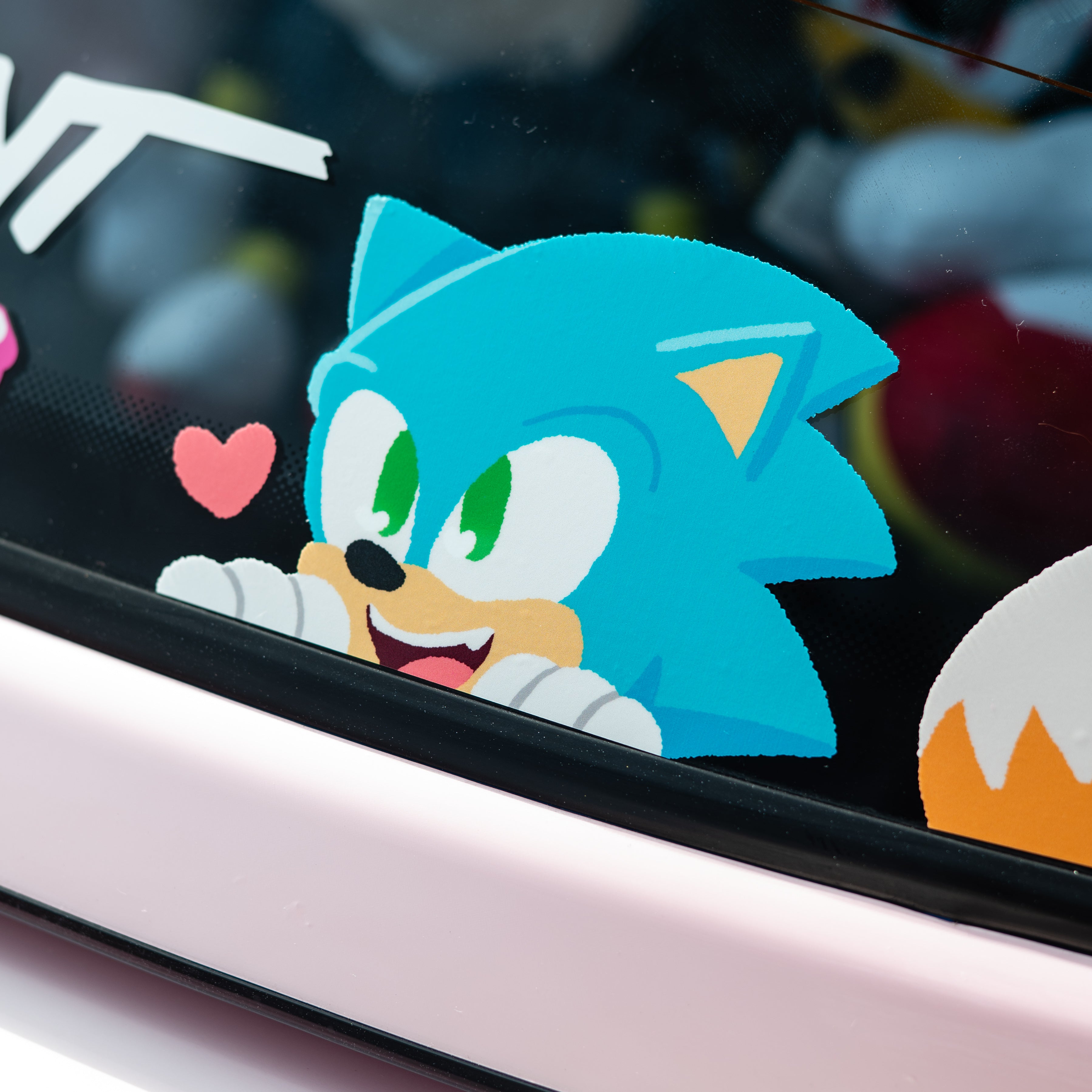 Sonic Peeking Sticker